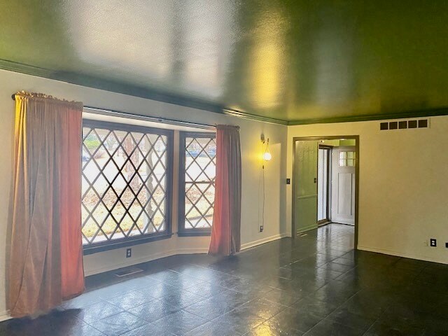 Building Photo - 4216 N Harvey Pkwy