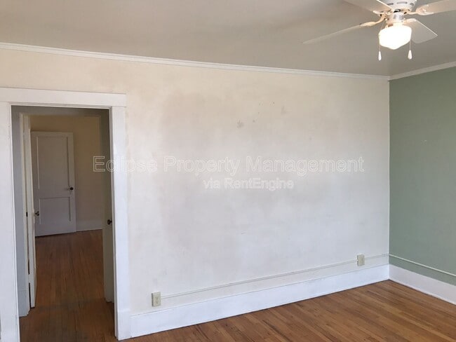 Foto del edificio - 711 2nd St