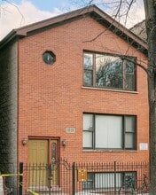 Building Photo - 1019 S Oakley Blvd