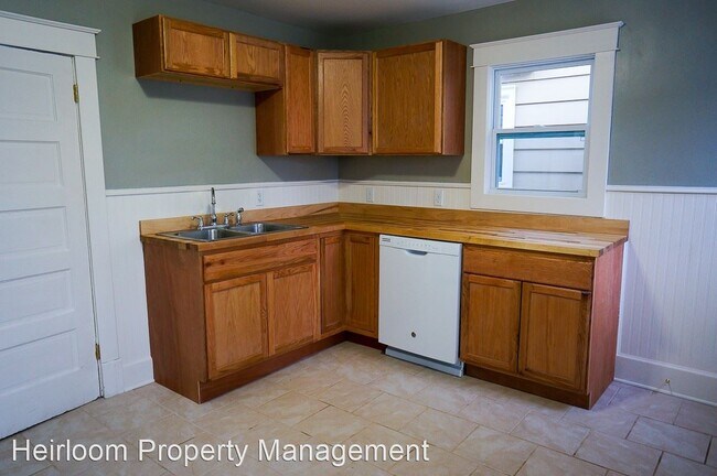 Foto del edificio - 2 br, 1 bath House - 614 N 13th Ave E