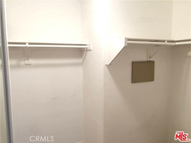 Foto del edificio - 9497 Jack Rabbit Dr