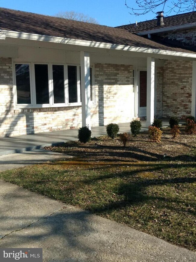 11911 Rivershore Dr, Dunkirk, MD 20754 House Rental in Dunkirk, MD