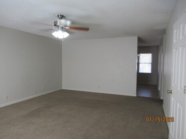 Building Photo - 174 Gertrude Dr