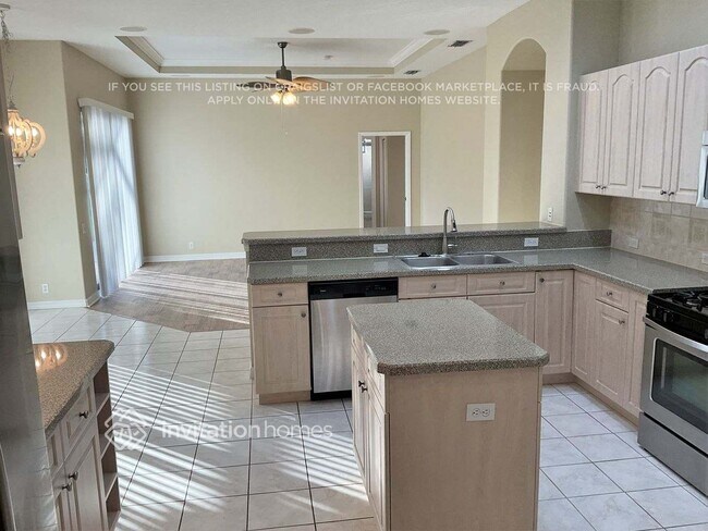 Building Photo - 1102 Brambling Ct
