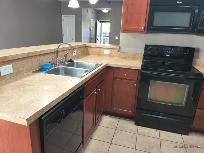 Foto del edificio - 75 Canyon Oak Loop