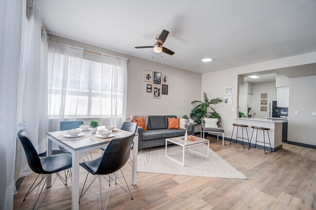 Foto del edificio - Gateway at Tempe - Lease by the bed