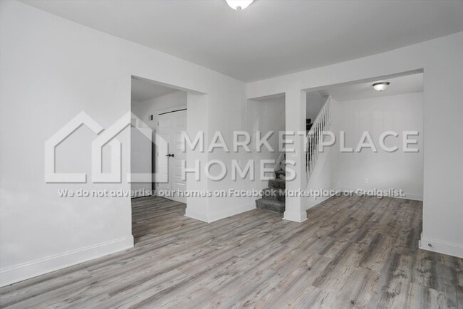 Building Photo - 11051 Dodge Ave