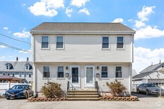 Building Photo - 31 Blossom St