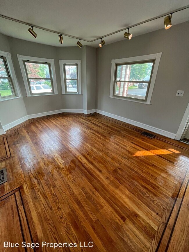Building Photo - 2 br, 1 bath House - 229 Virginia Ave