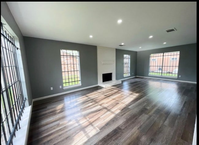 Photo - 11334 Sunfish Ln House