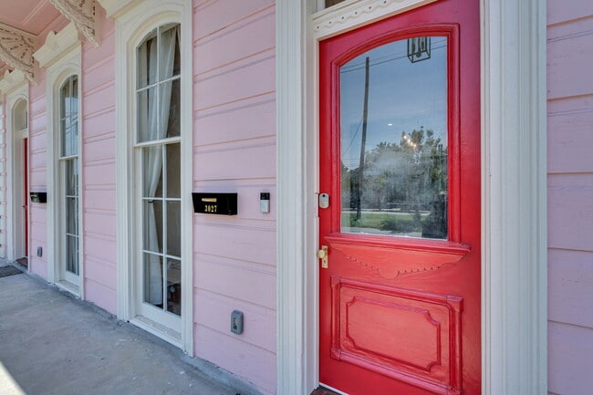 Building Photo - 3027 Saint Claude Ave