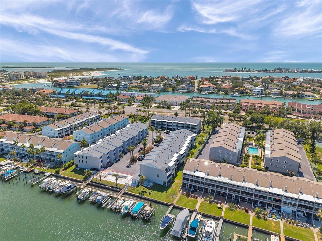 Primary Photo - 745 Pinellas Bayway S