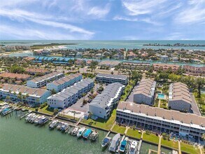 Building Photo - 745 Pinellas Bayway S