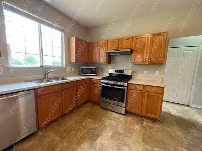 Foto del edificio - 1660 Brookdale Dr