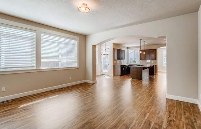 Foto del edificio - Stunning 4 bedroom/3 bathroom home in Felida!