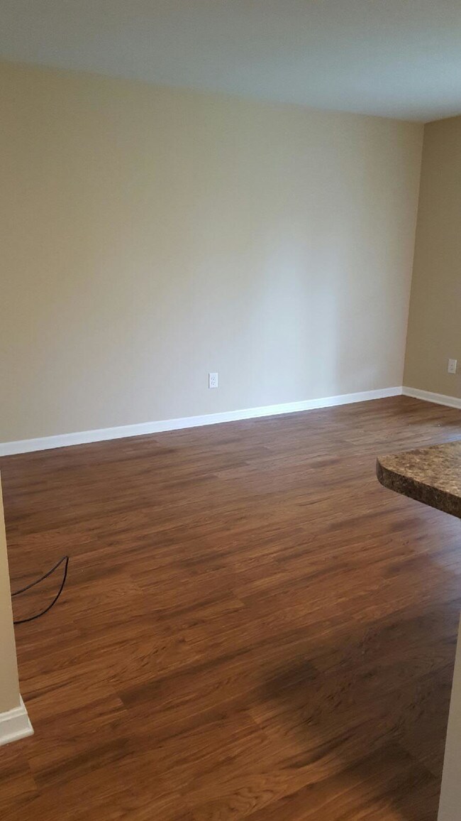 Foto del edificio - 1837 Kendall Ln