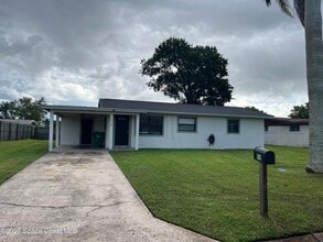 Building Photo - 914 Westwood Dr