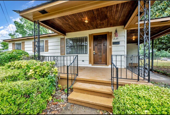 Foto del edificio - 1725 Mims St SW