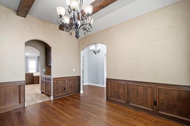 Foto del edificio - 2702 Waterford Ct