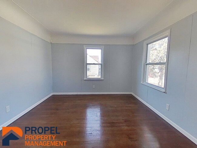 Foto del edificio - 7552 Chalmers Ave