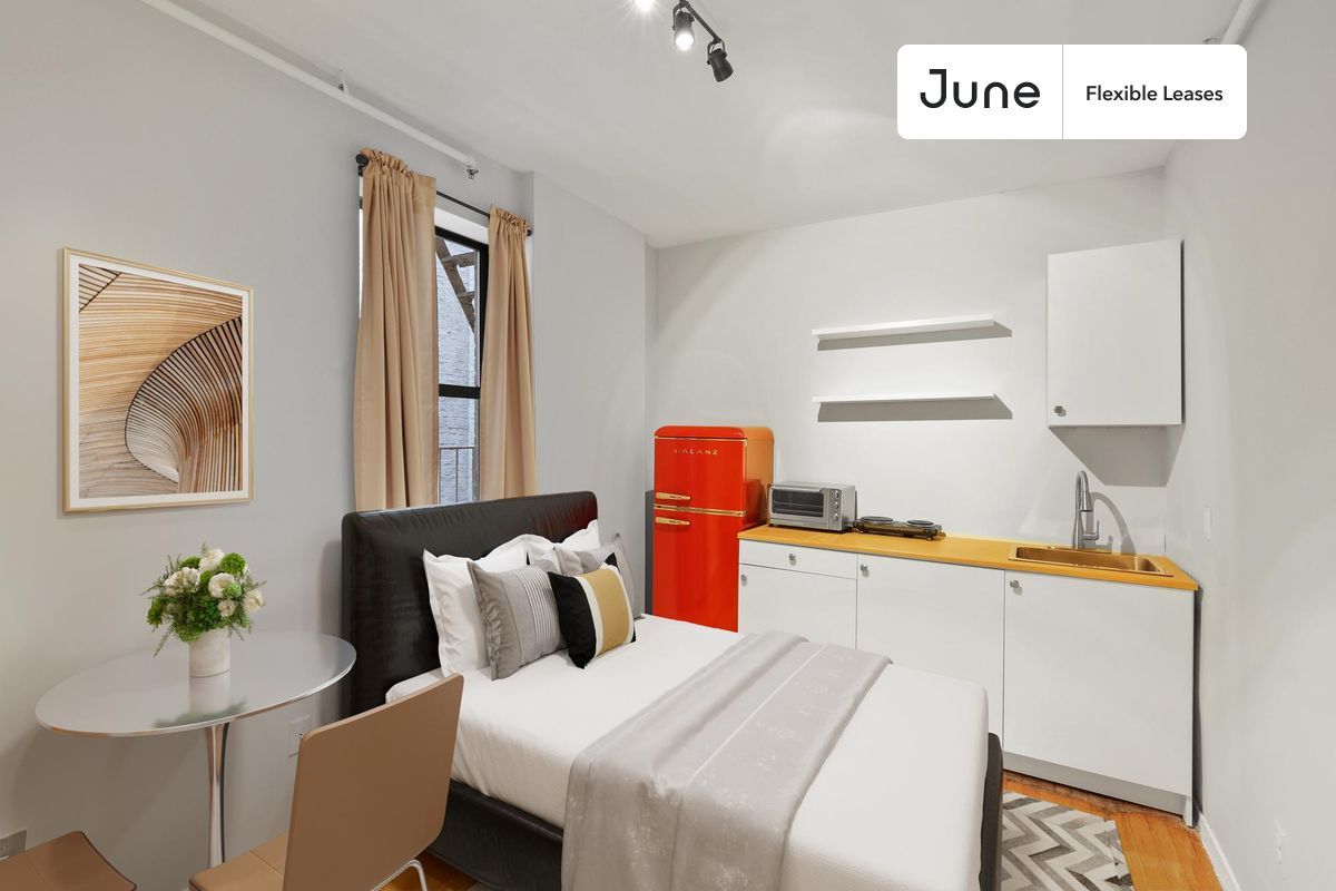 Photo - 247 West 63rd Street