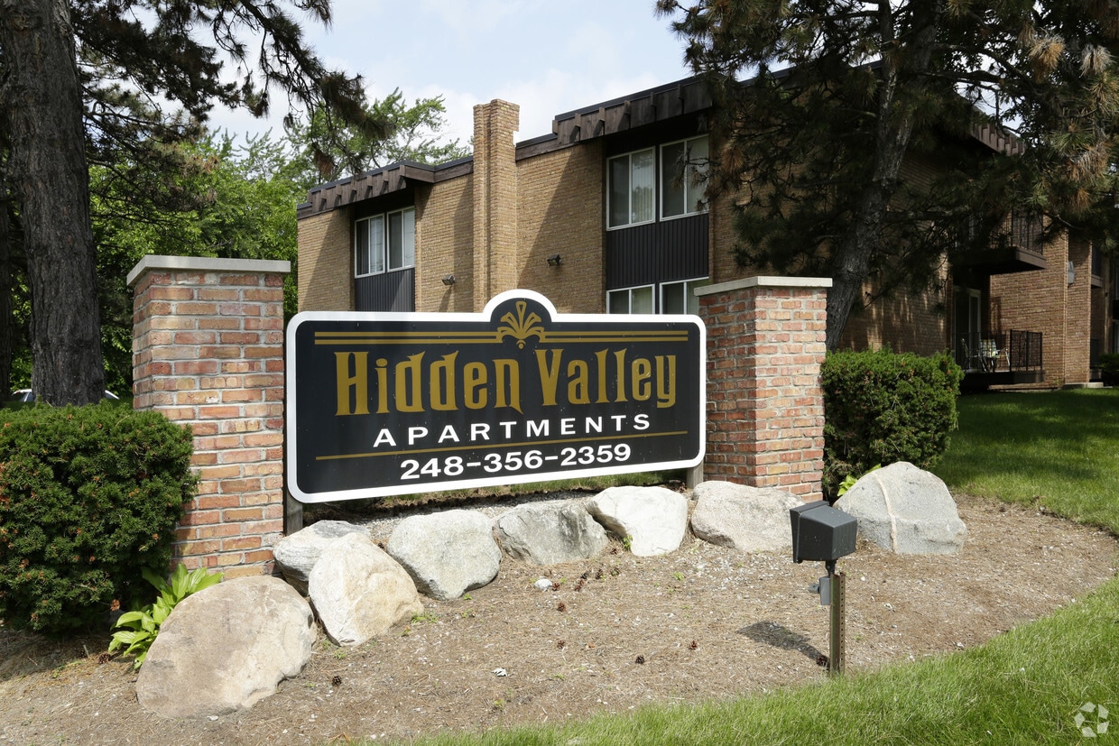 Hidden Valley Apartments Southfield, MI