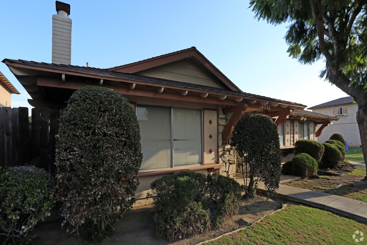 Building Photo - 16532 Kellog Cir