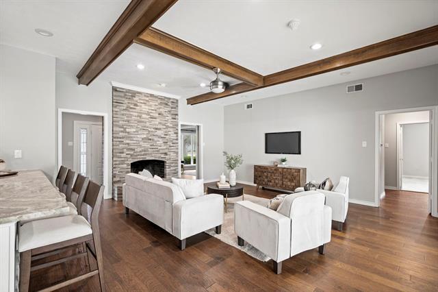 Foto del edificio - 6349 Highgate Ln