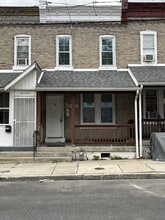 Building Photo - 1006 Potter St