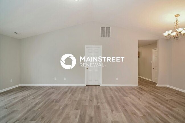 Foto del edificio - 3 Bedroom Pet-Friendly Home in Indianapoli...