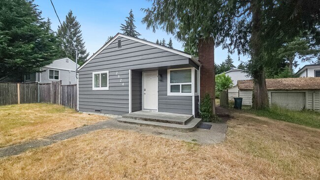 Foto del edificio - Updated 2-Bed Home Near Parks, Transit, and Light Rail