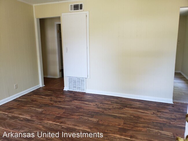 Foto del edificio - 2 br, 1 bath House - 198 Roosevelt Rd
