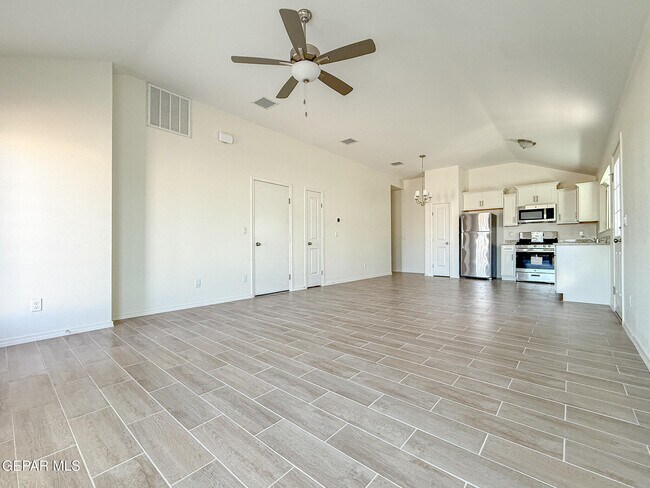 Foto del edificio - 14338 Kayla Mia Dr