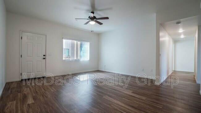 Building Photo - 14269 Rios Canyon Rd