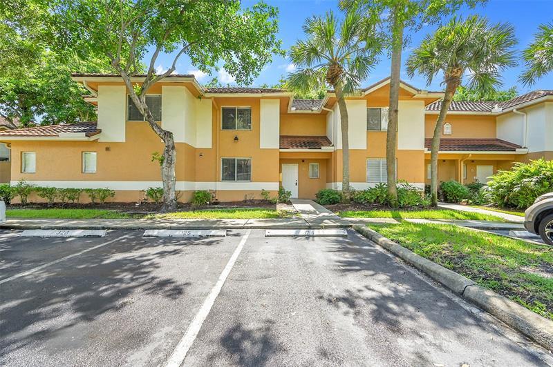 Foto principal - 796 NW 91st Terrace