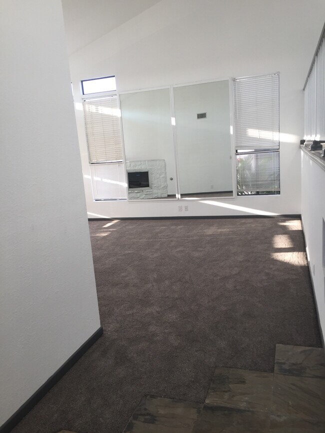 Foto del edificio - 120 N Prospect Ave