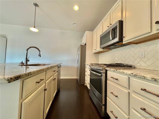 Building Photo - 14000 Touchstone Point