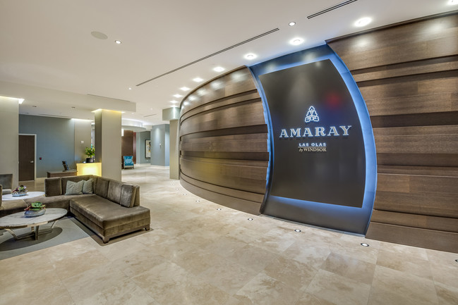 Our lobby welcomes you and your guests and our personal concierge is here to assist you - Amaray Las Olas by Windsor