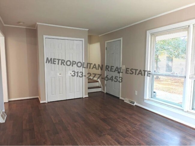 Photo - 474 Robbe Ave Townhome