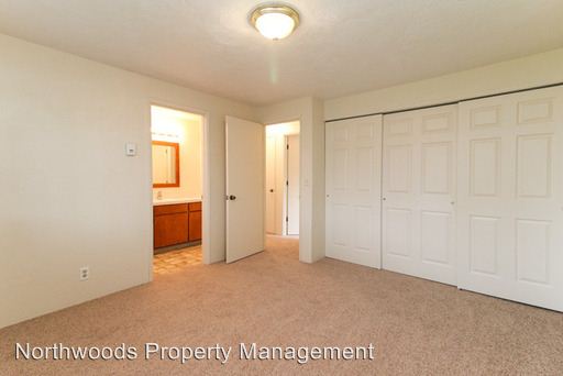 Foto del edificio - 2801 Applewood Ln