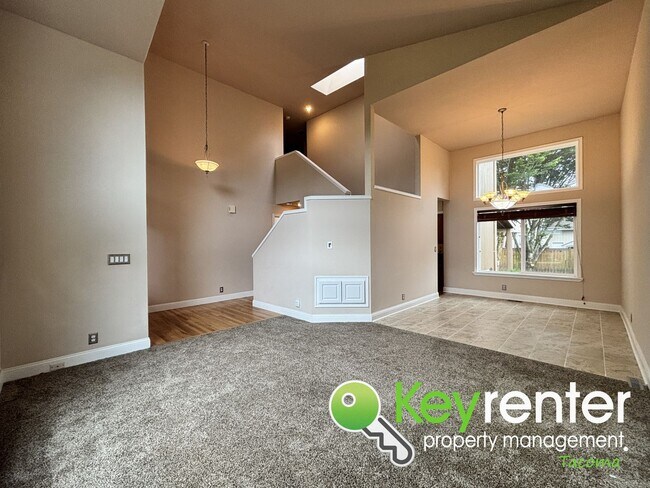 Foto del edificio - Spacious 5-Bedroom Auburn Home in Secluded...