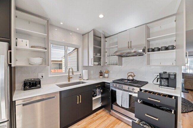 Foto del edificio - 9084 Barberry Ln