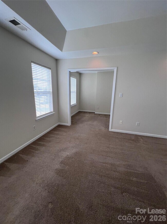 Building Photo - 2340 Wexford Way