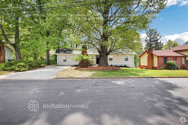 Building Photo - 2052 Marbut Ln