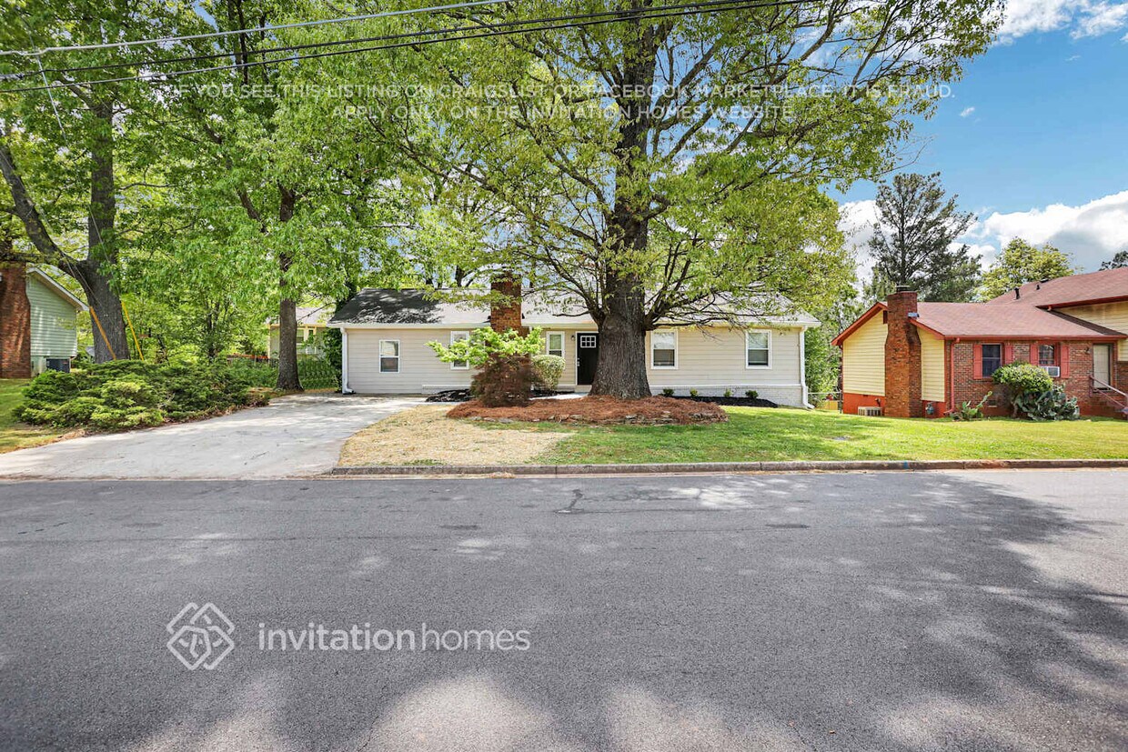 Primary Photo - 2052 Marbut Ln
