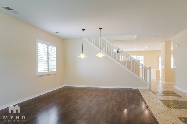 Building Photo - 807 Via Bahia