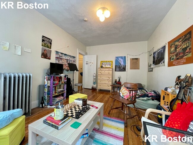 Building Photo - 116 Saint Stephen St