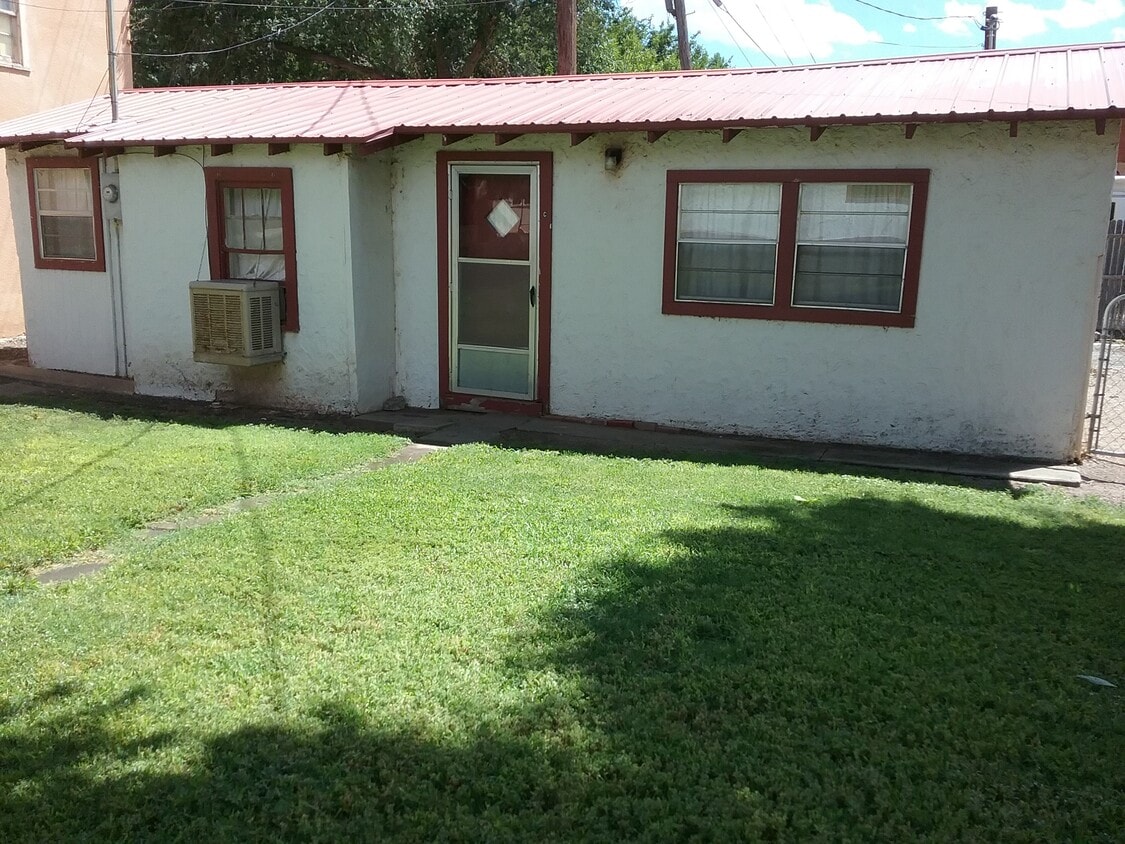 Primary Photo - 310 W Alameda St