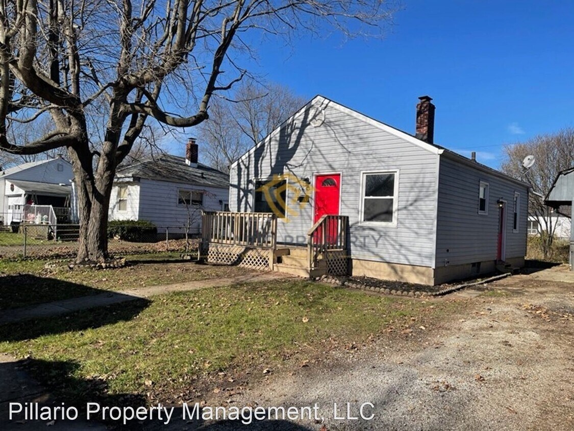 Primary Photo - 3 br, 1 bath House - 6668 E 17th St,