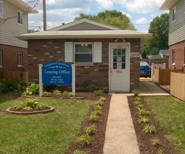 Oficina de arrendamiento - The Georgetown Apartments